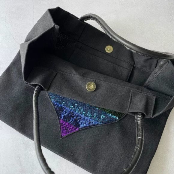 𝅺Pride Sequin Heart Black Rainbow Canvas Tote Bag - Picture 2 of 2